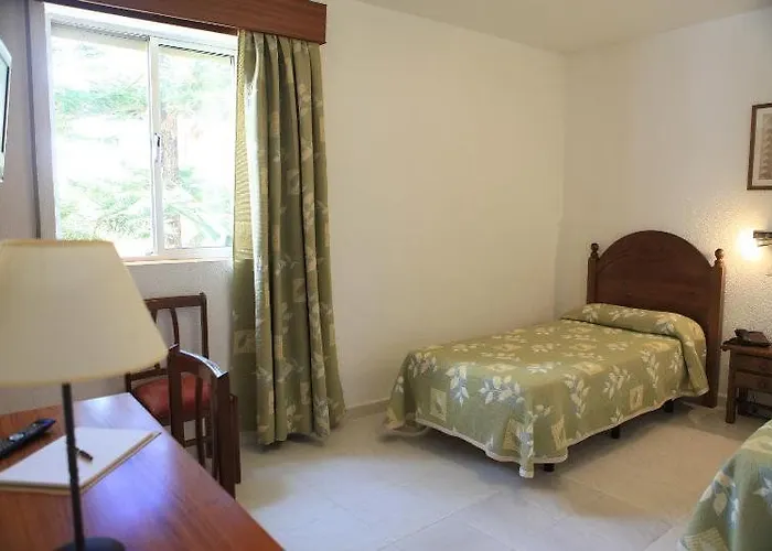 Hotel El Coloso 2*