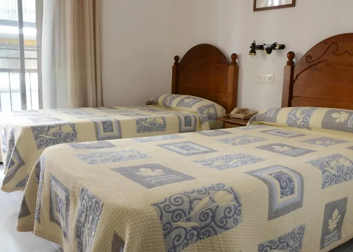 Hotel El Coloso 2*